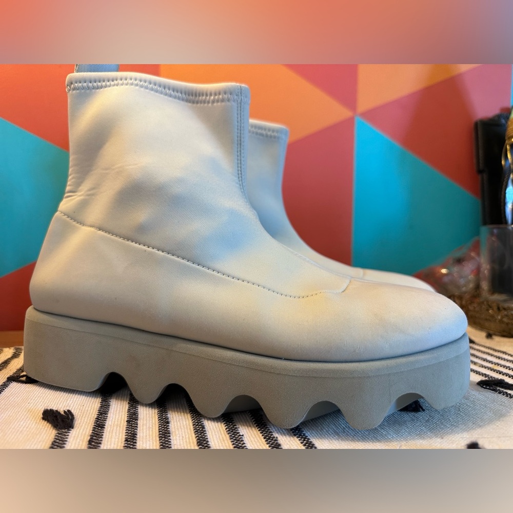 Issey Miyake x United Nude Bounce Boot light gray 39